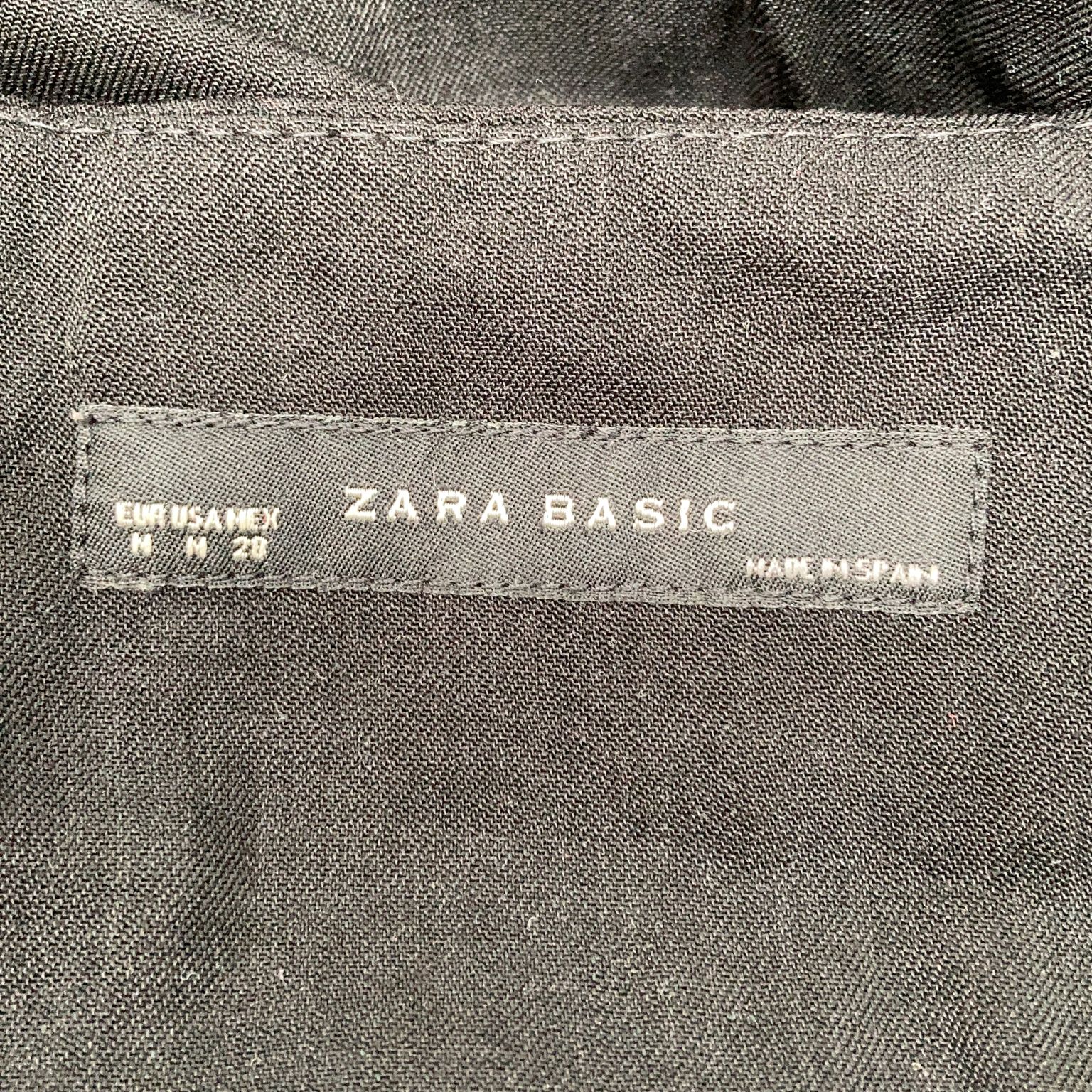 Zara Basic