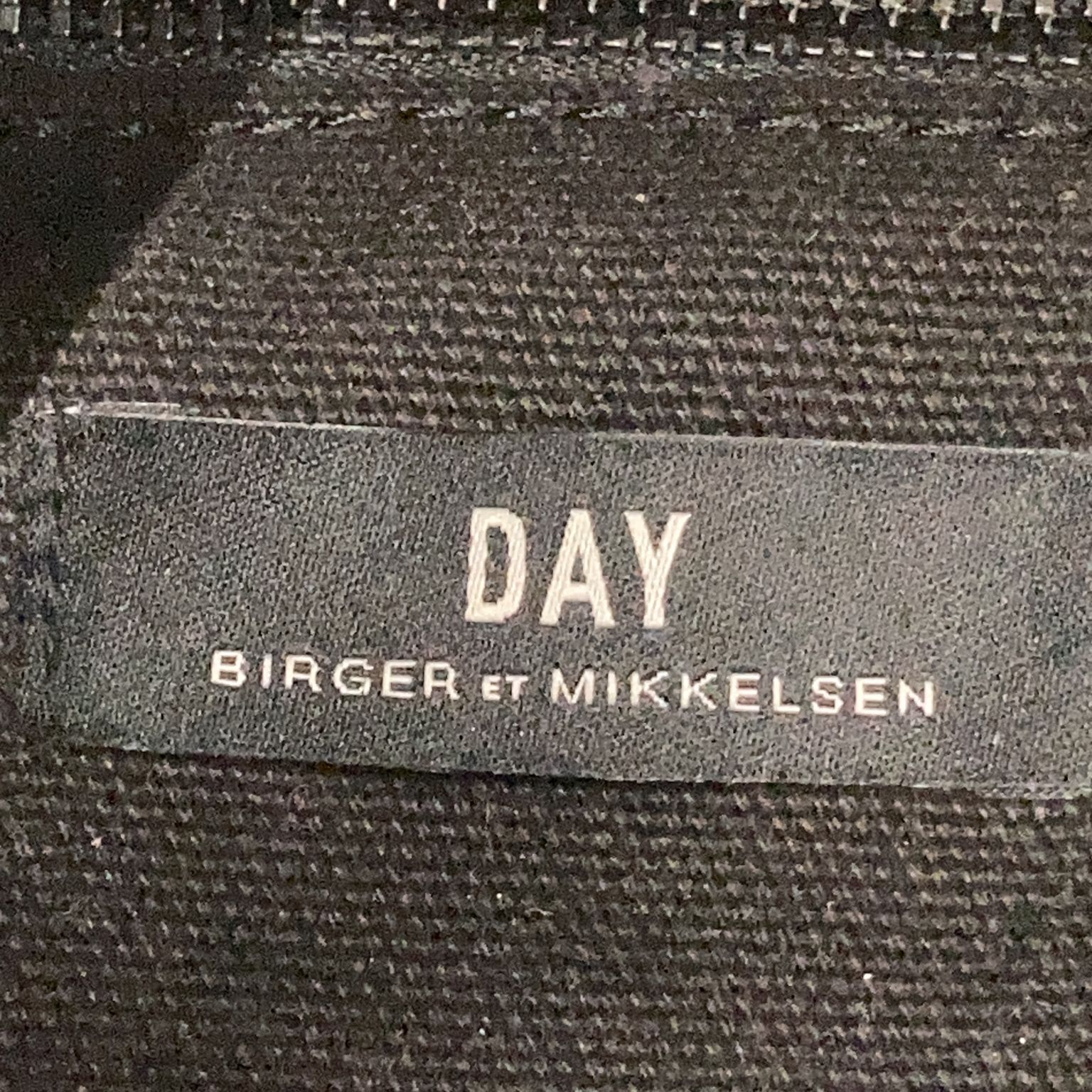 DAY Birger et Mikkelsen