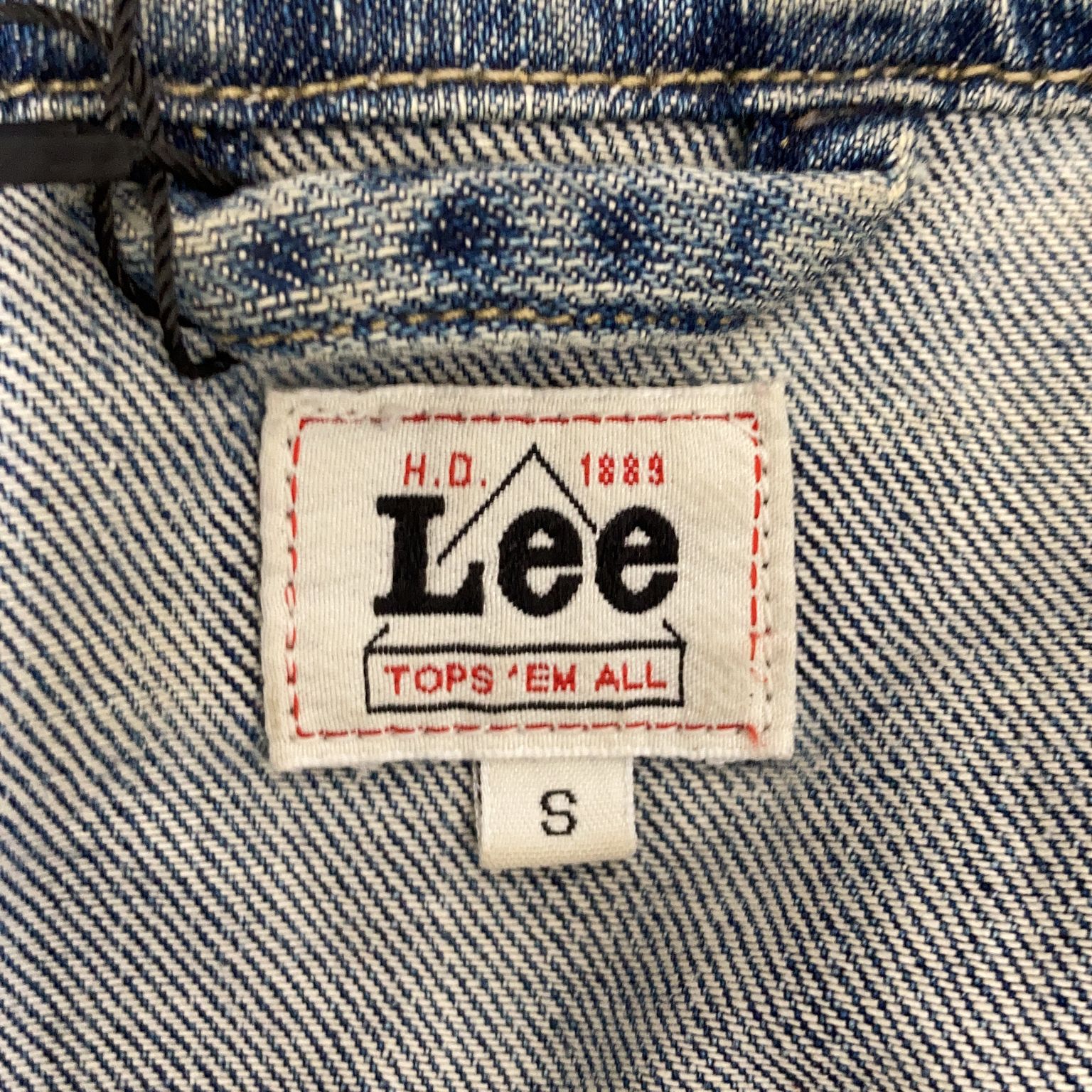 Lee