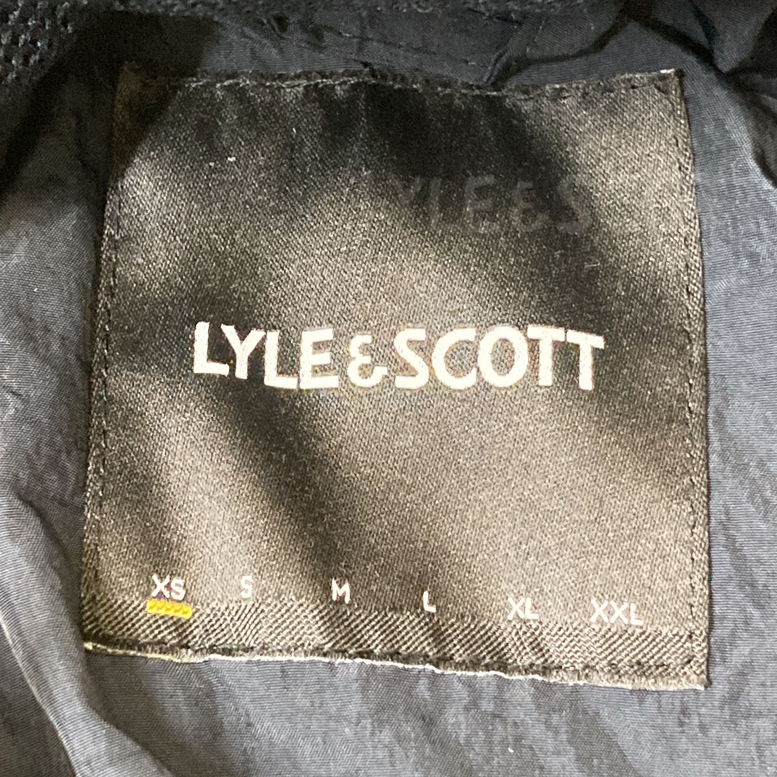 Lyle  Scott