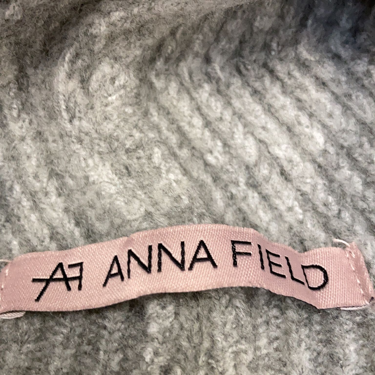 Anna Field