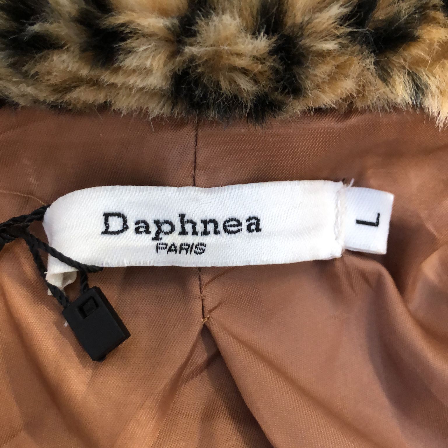 Daphnea Paris