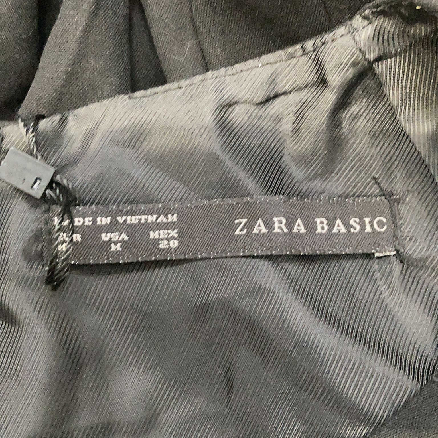 Zara Basic