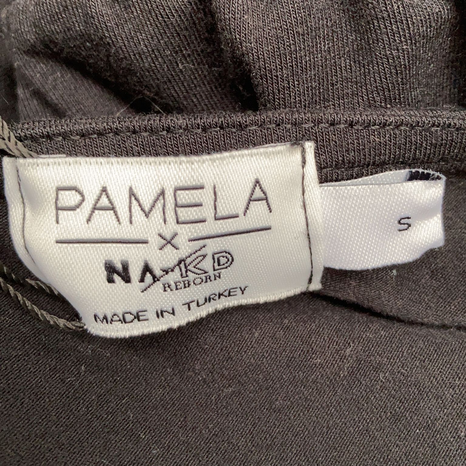 Pamela x NA-KD