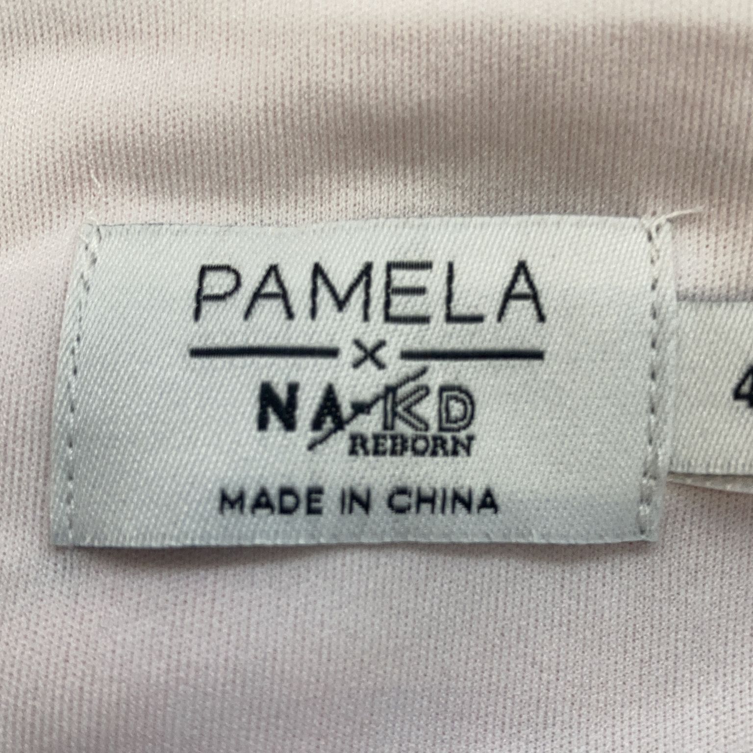 Pamela x NA-KD