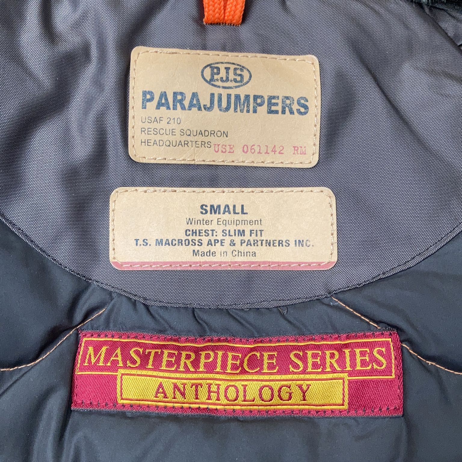 Parajumpers