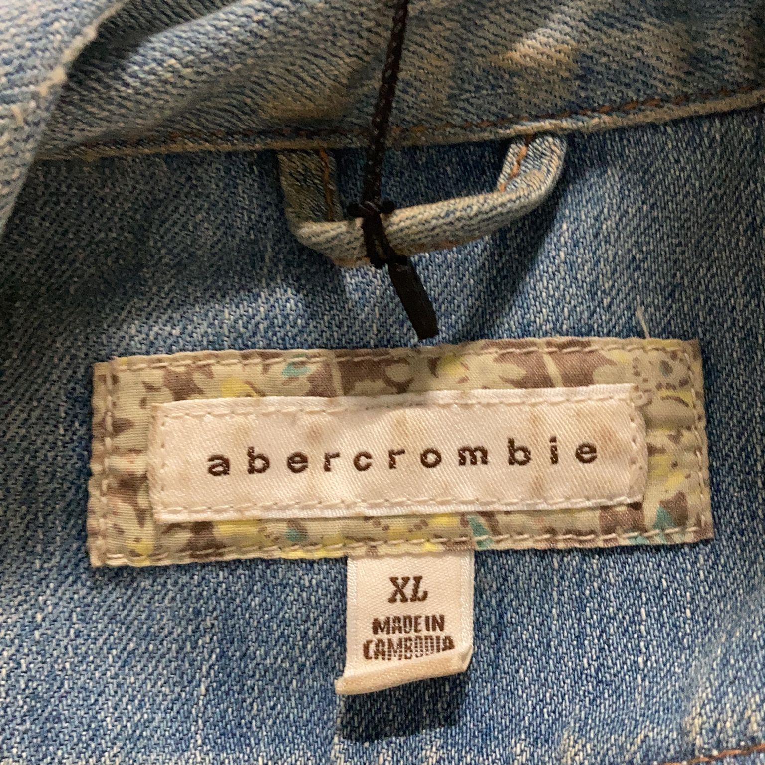 Abercrombie  Fitch