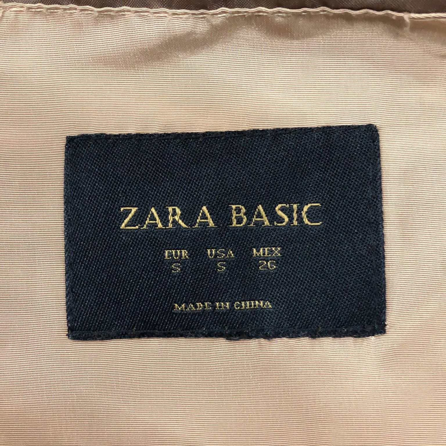 Zara Basic