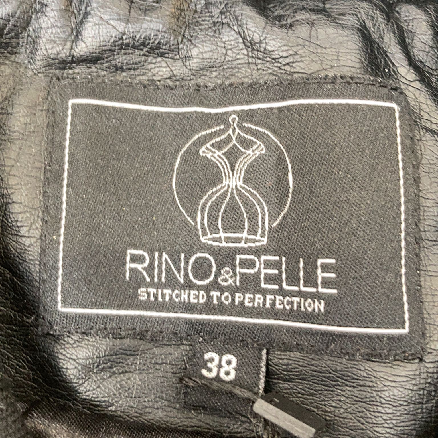 Rino  Pelle