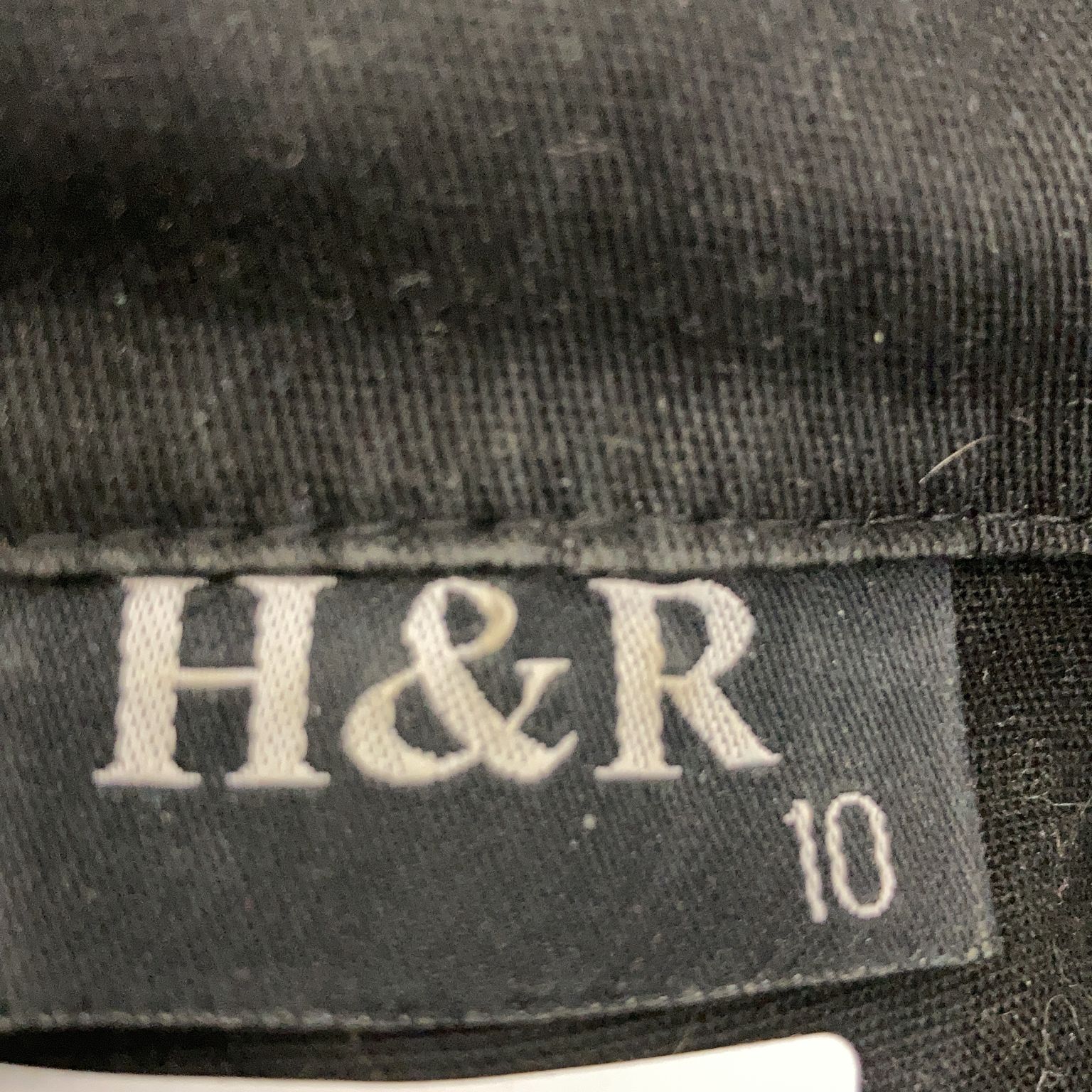 HR