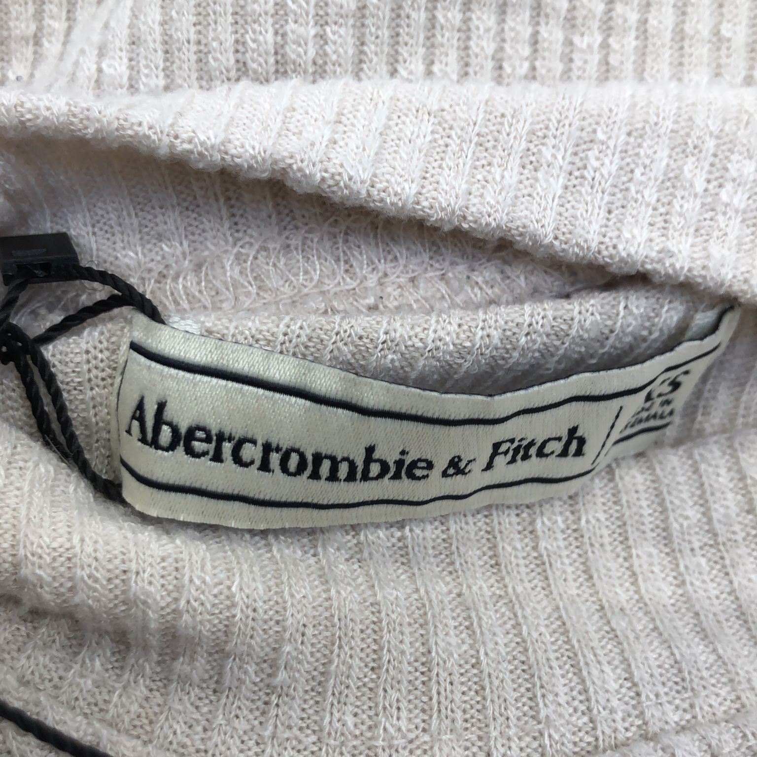 Abercrombie  Fitch