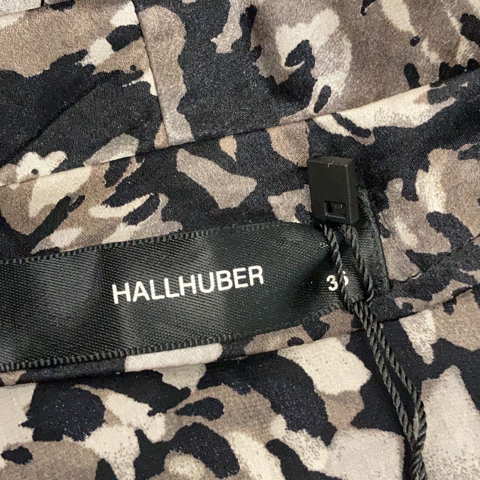 Hallhuber