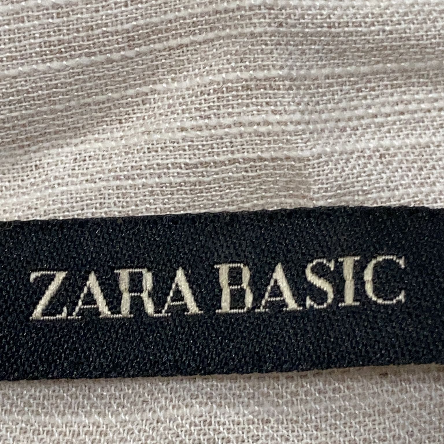 Zara Basic