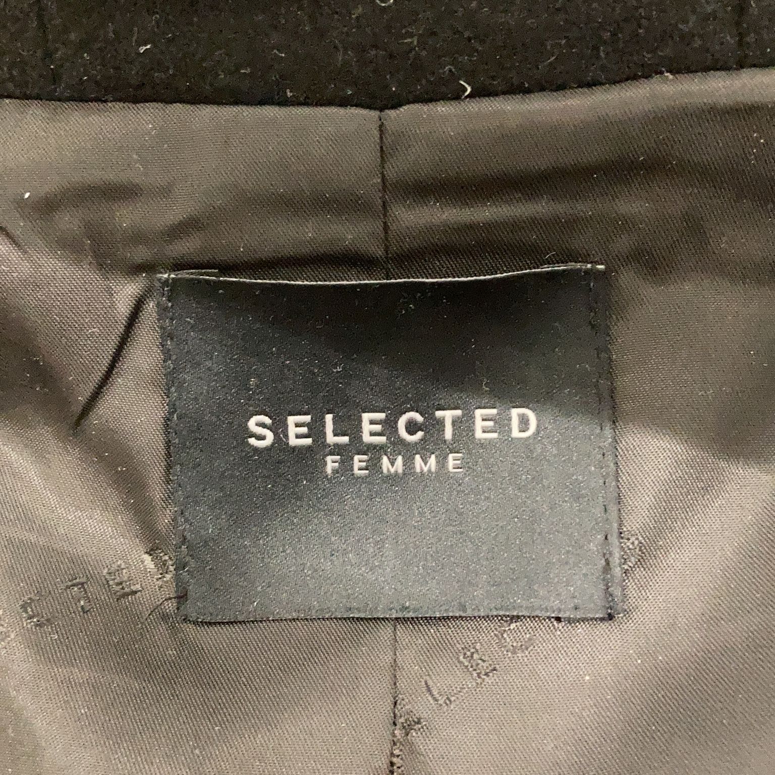 Selected Femme