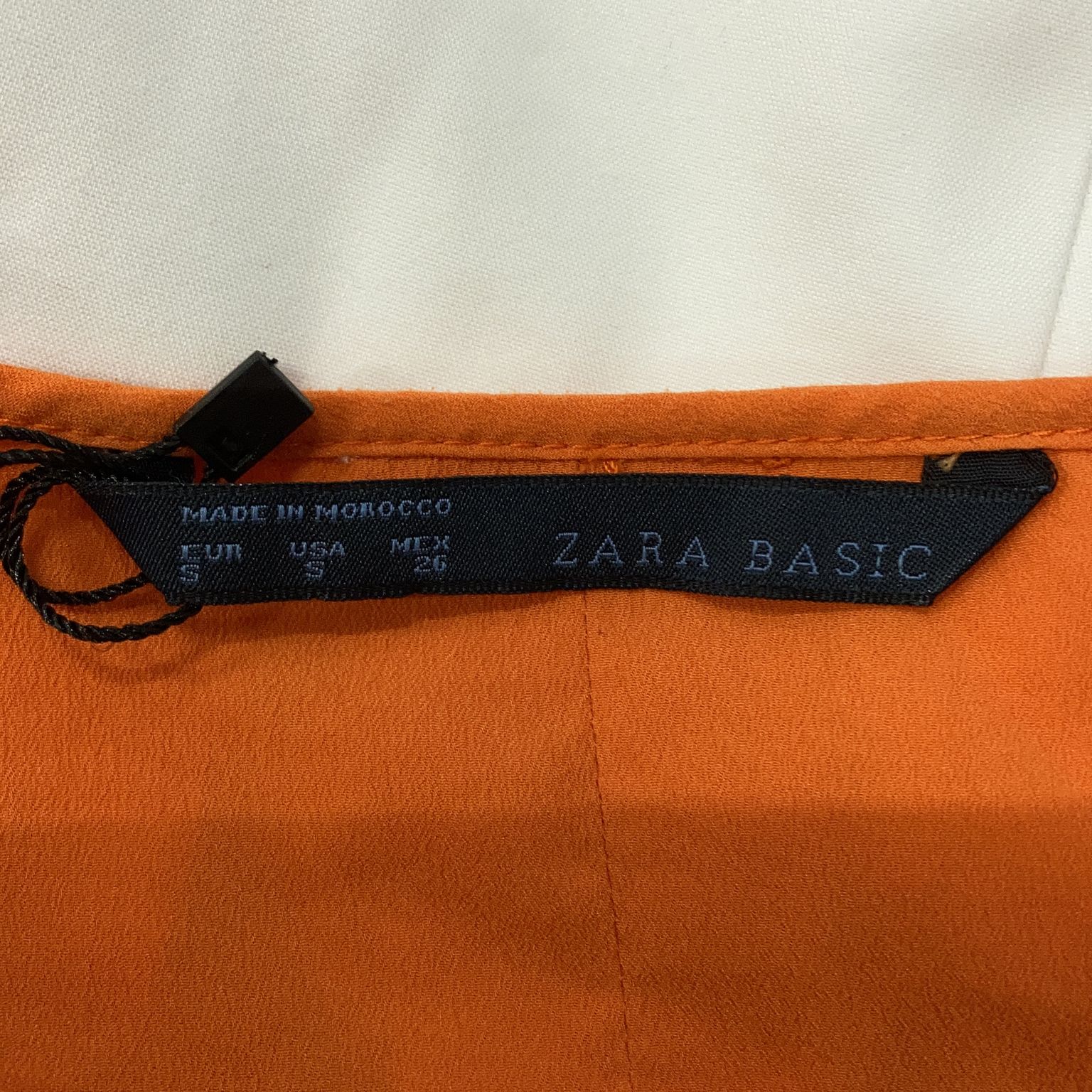 Zara Basic