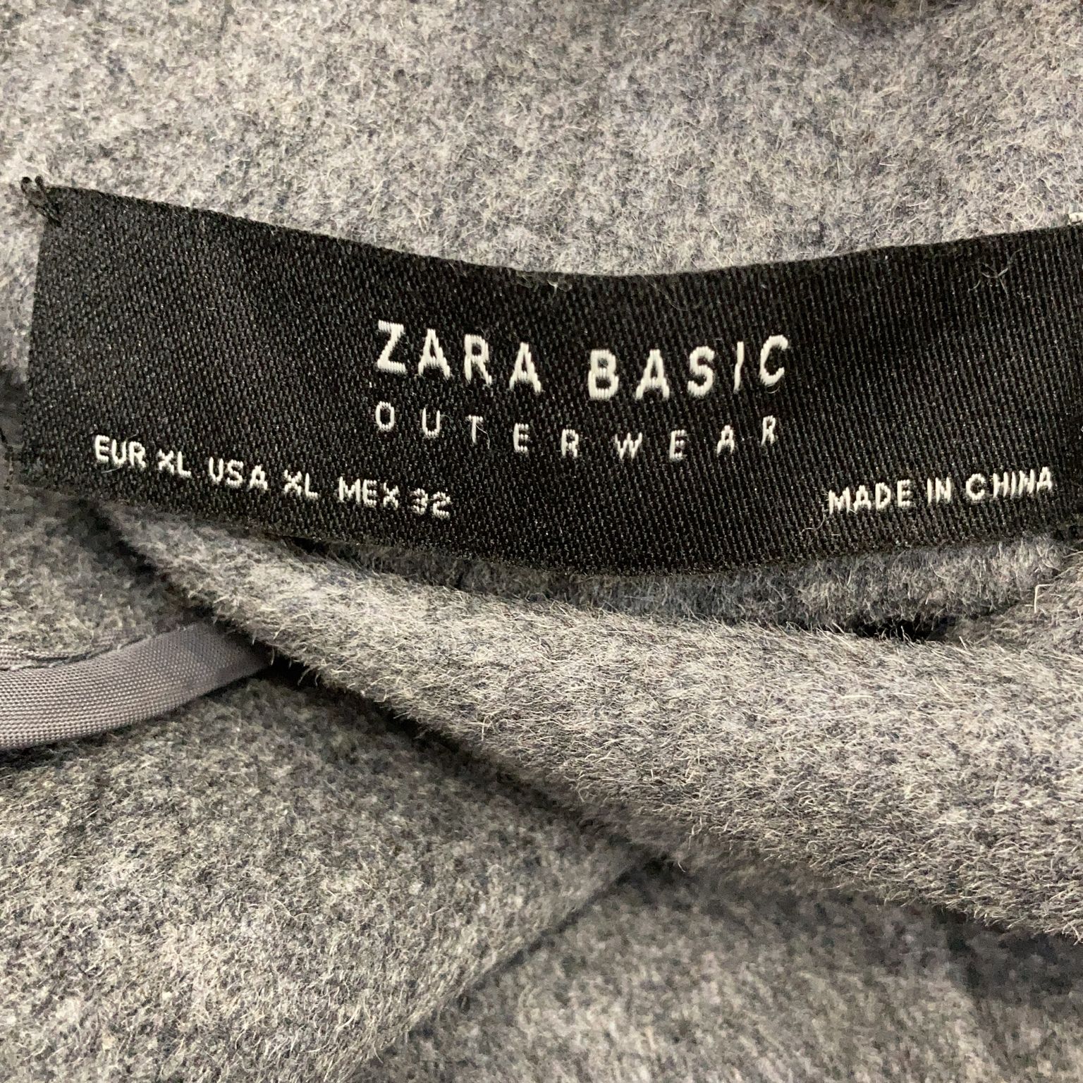 Zara Basic