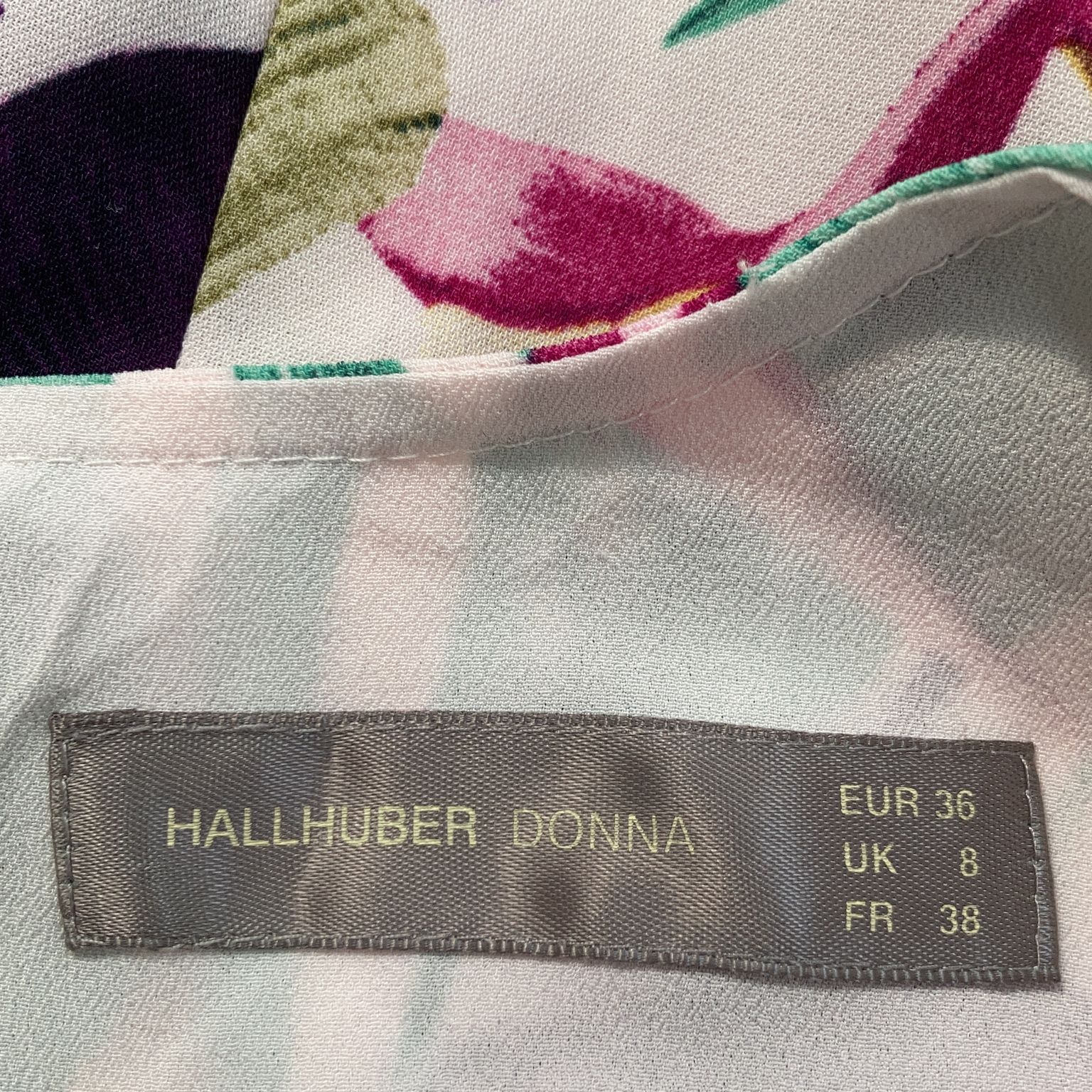 Hallhuber Donna