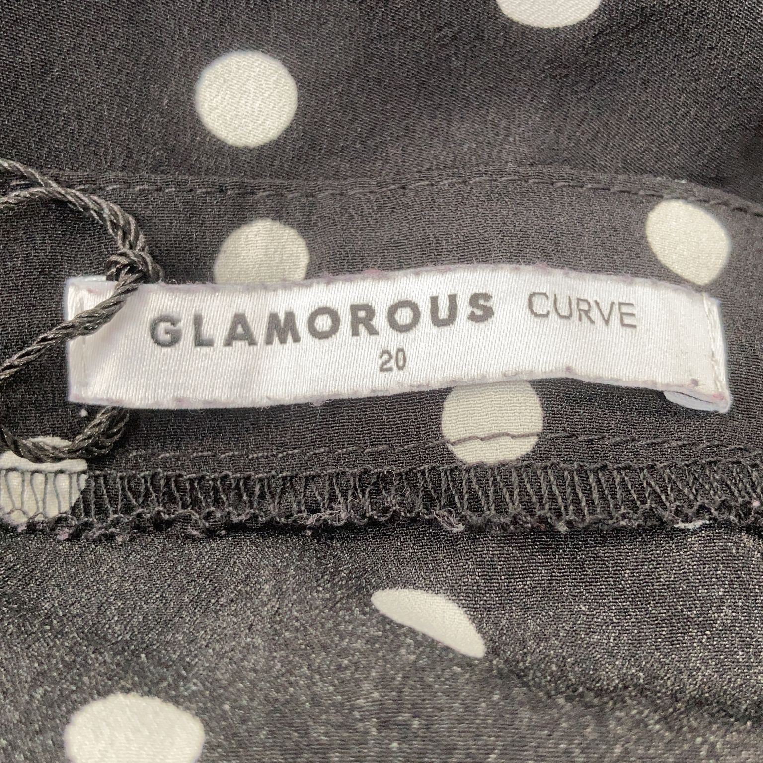 Glamorous Curve