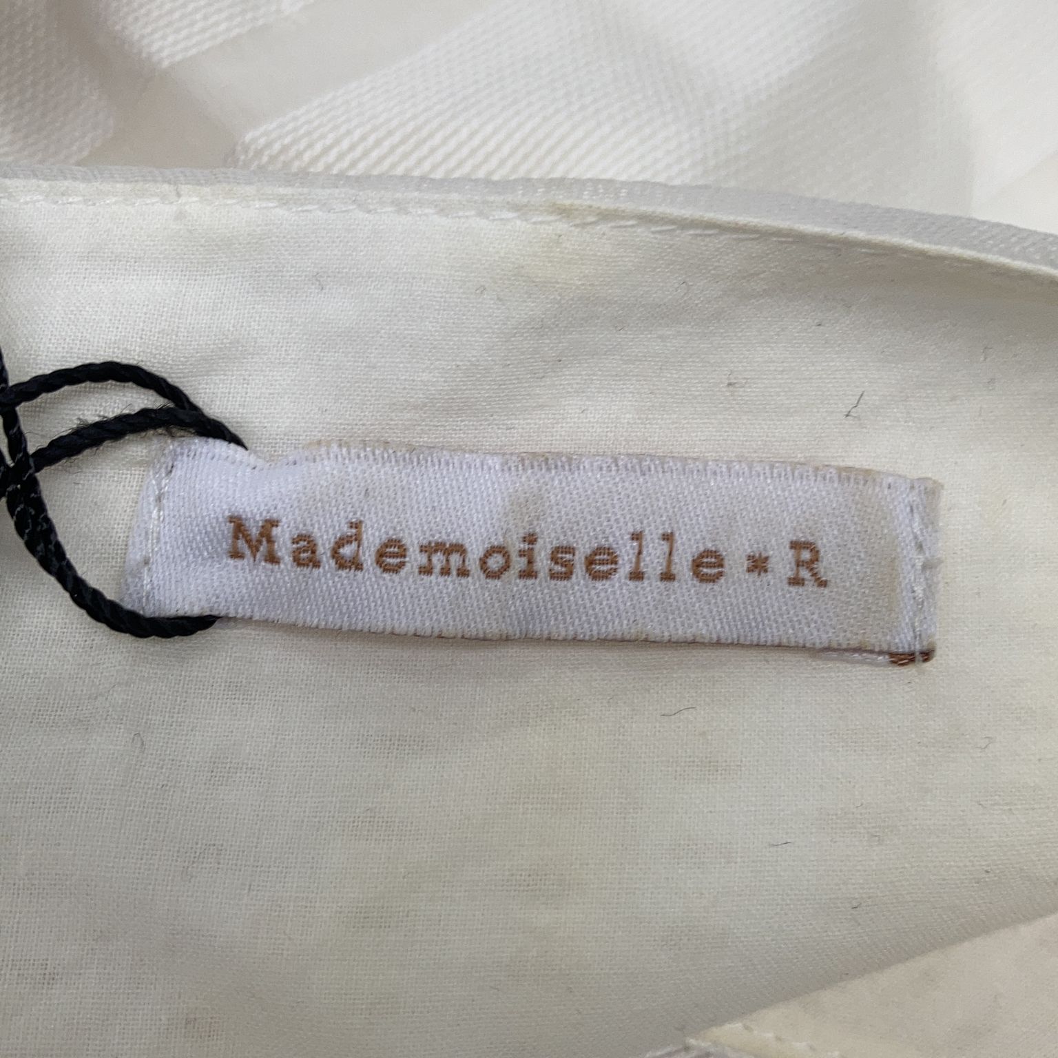 Mademoiselle R