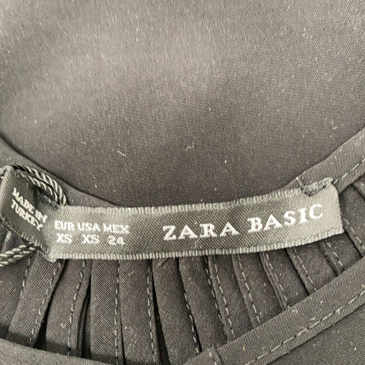 Zara Basic