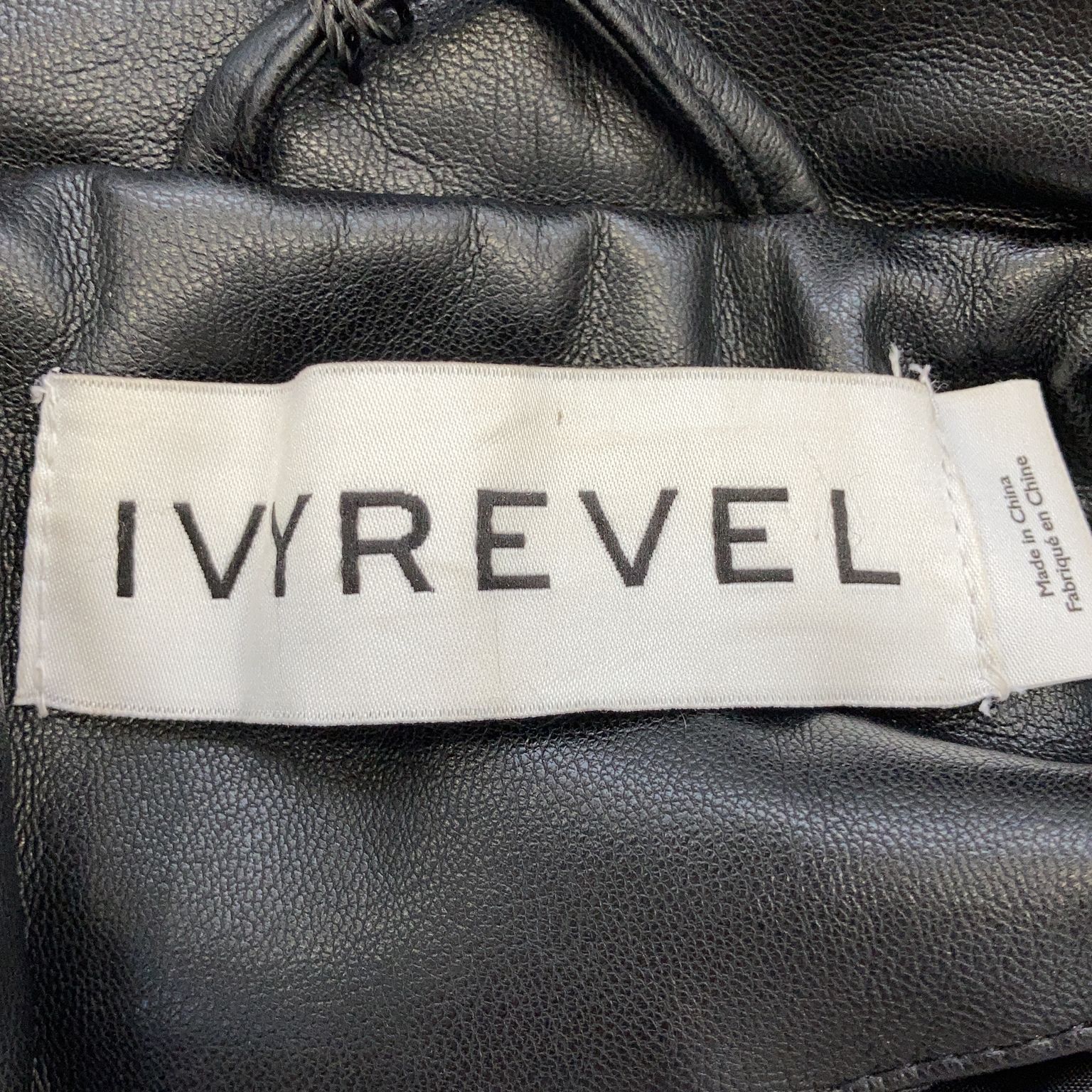 Ivyrevel