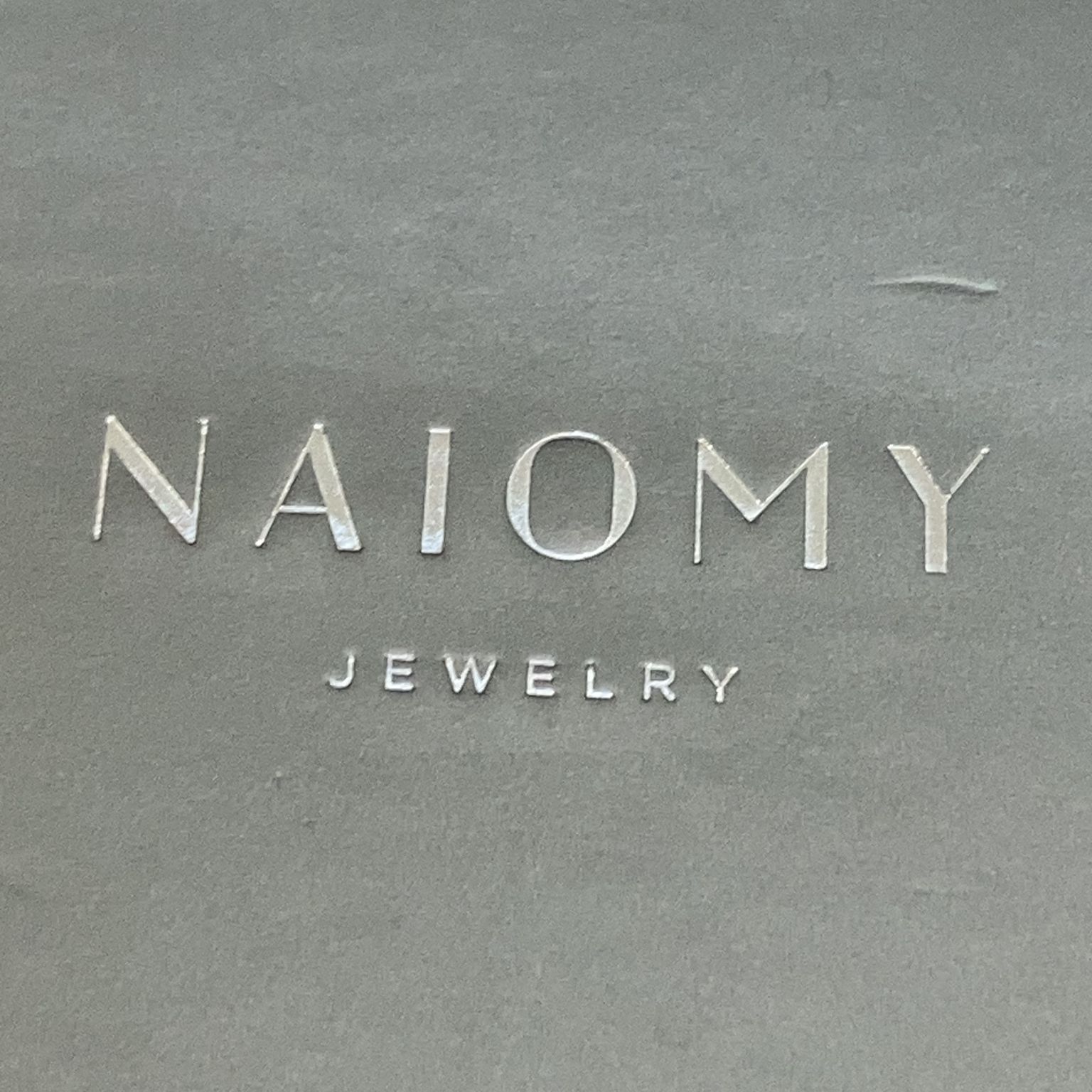 Naiomy