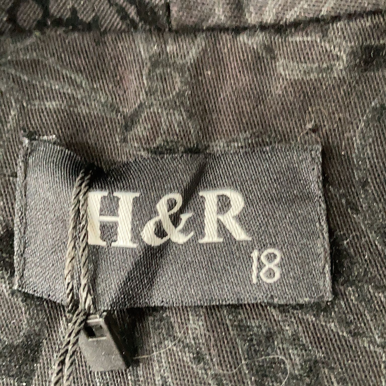 HR