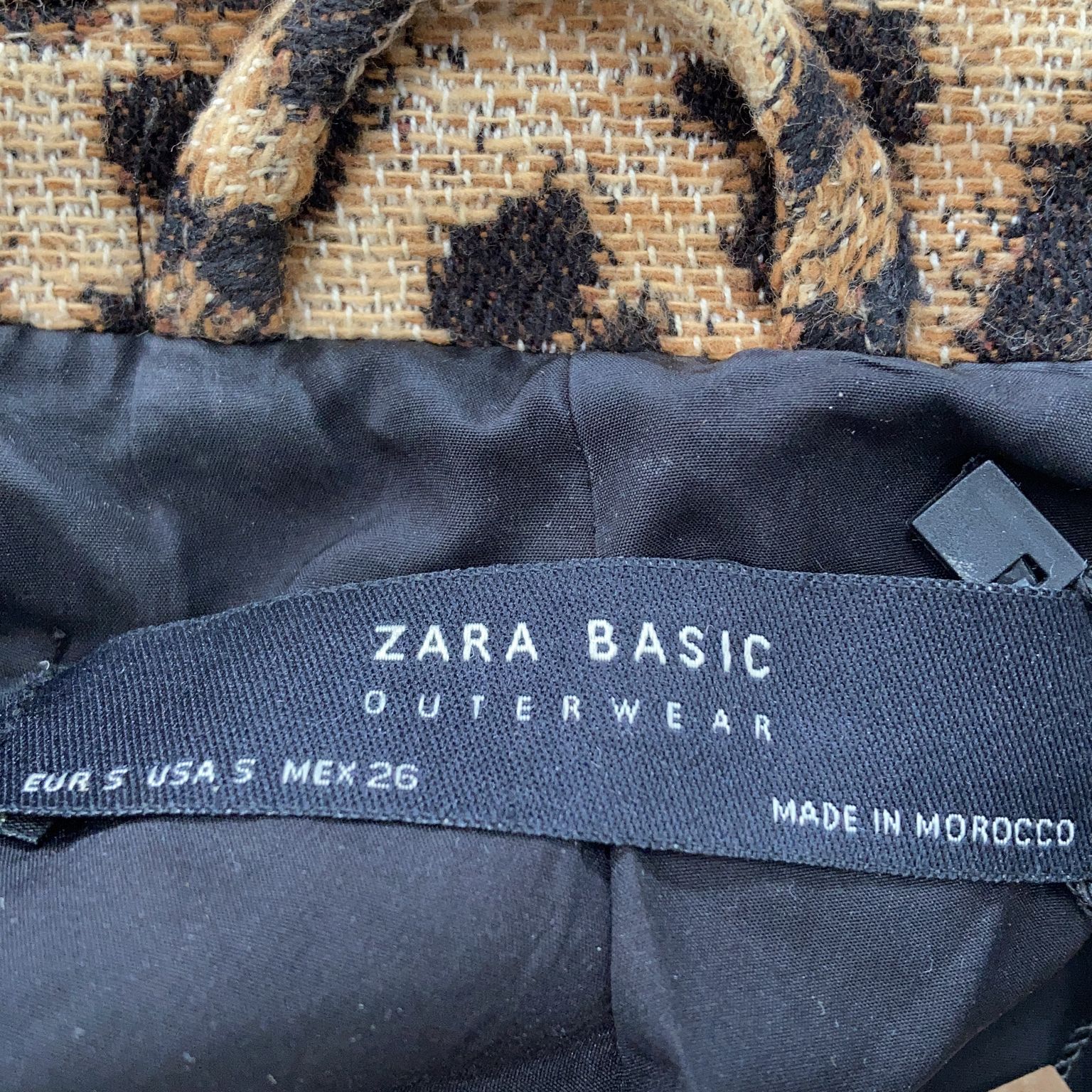 Zara Basic