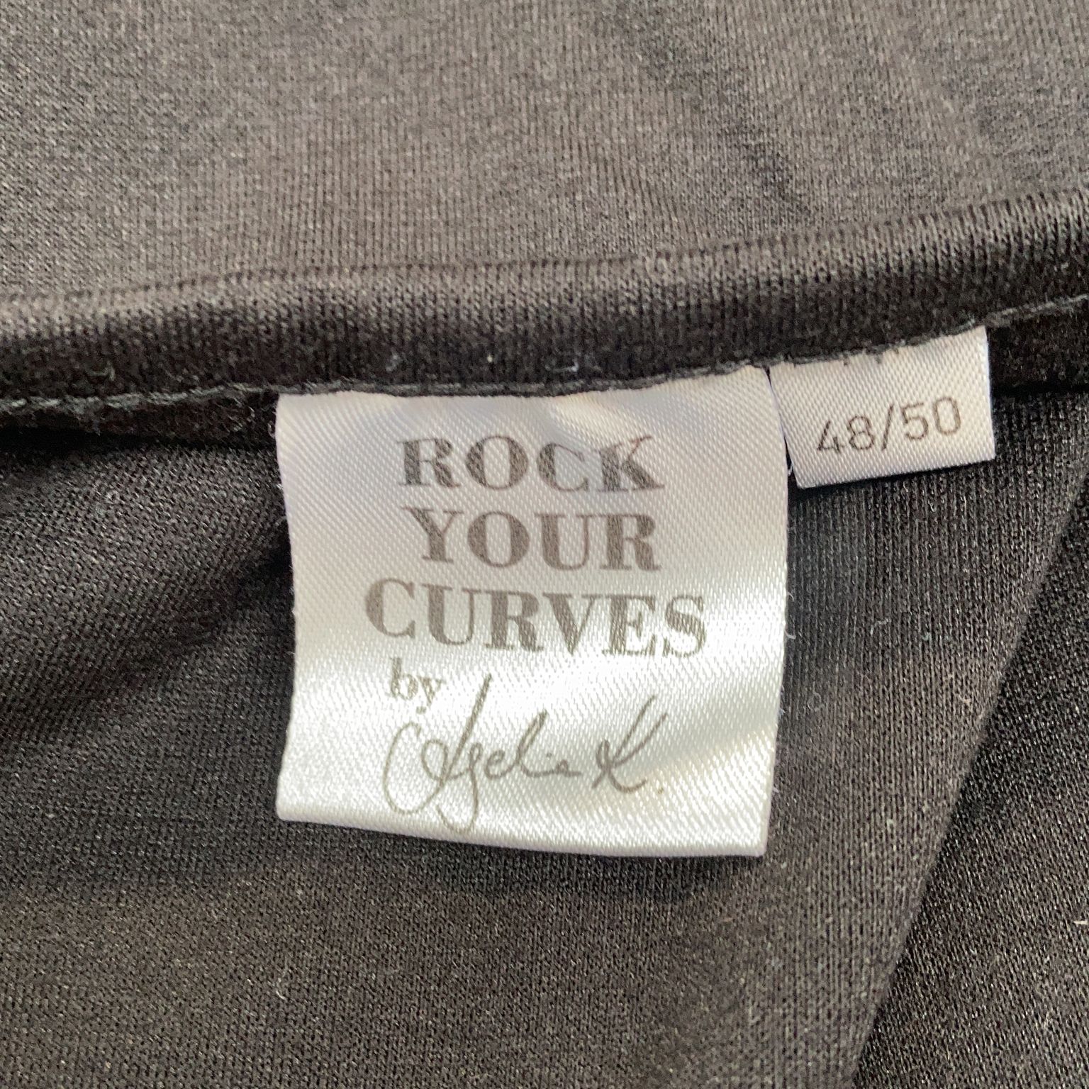 Rock your Curves by Angelina Kirsch