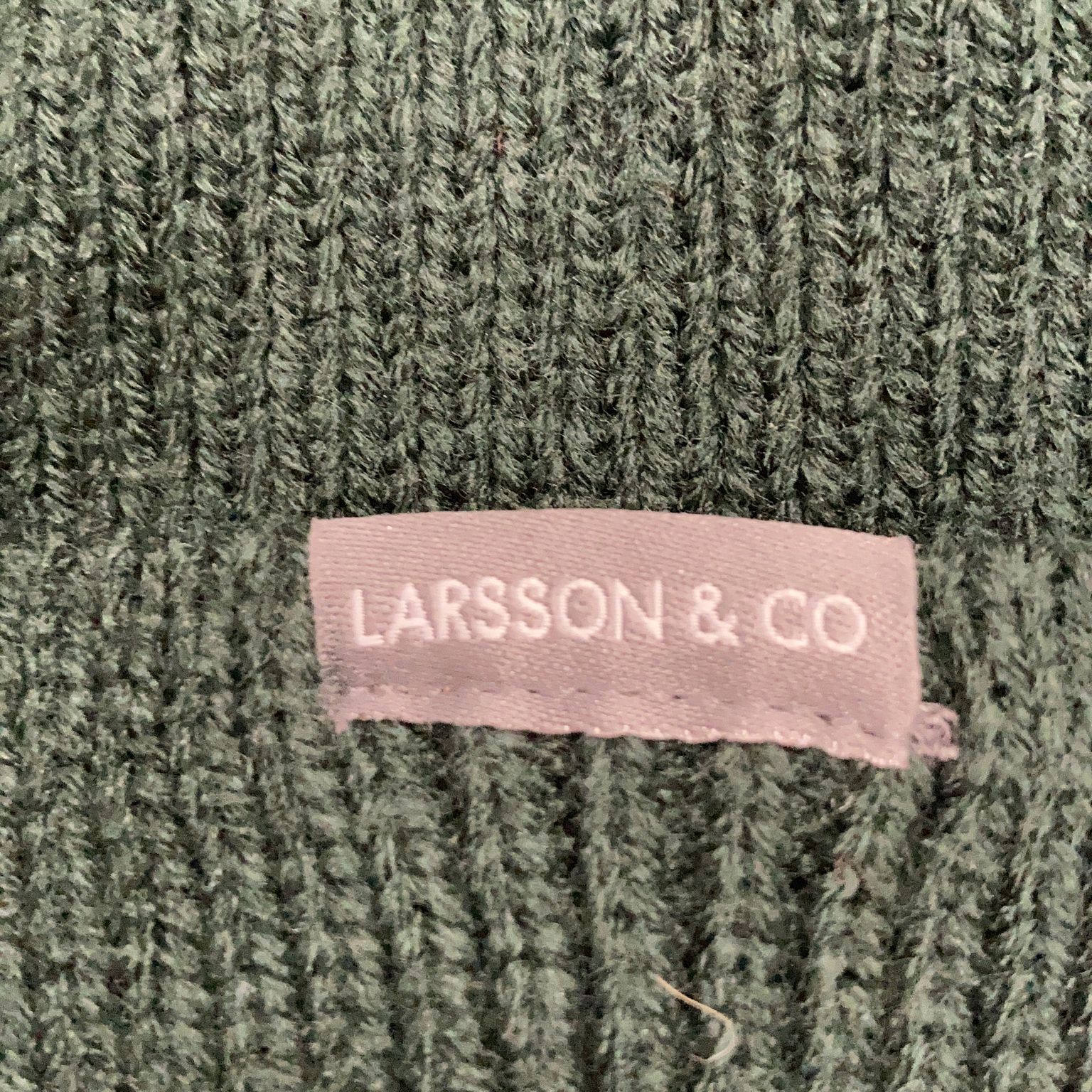 Larsson  Co