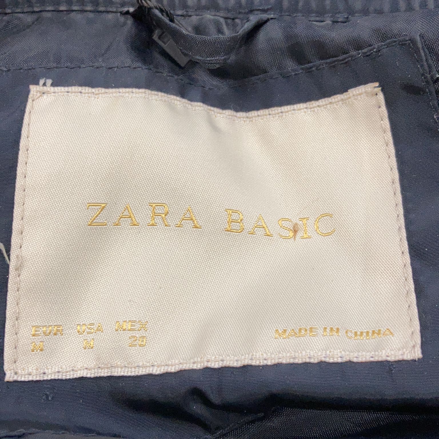 Zara Basic