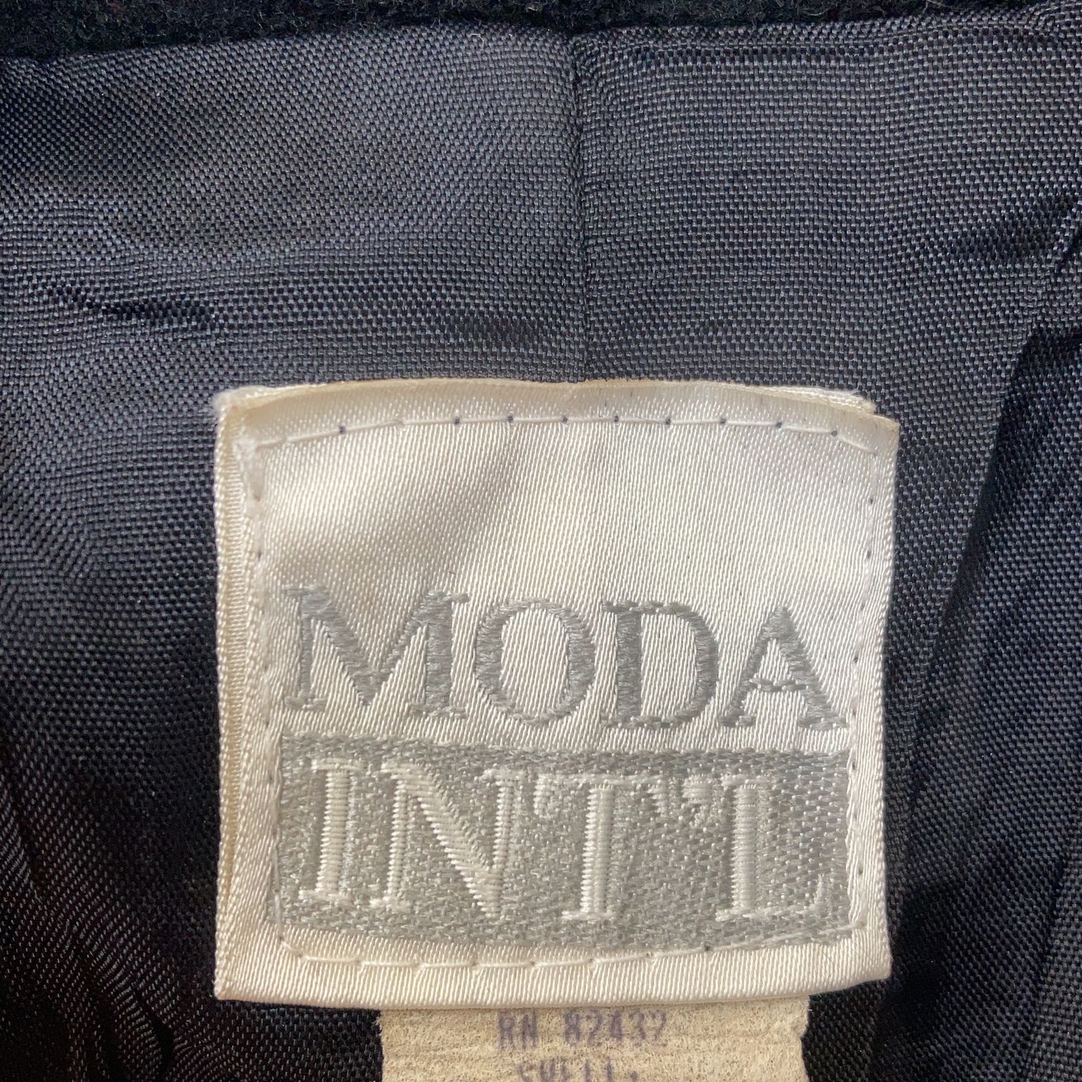 Moda Int'L