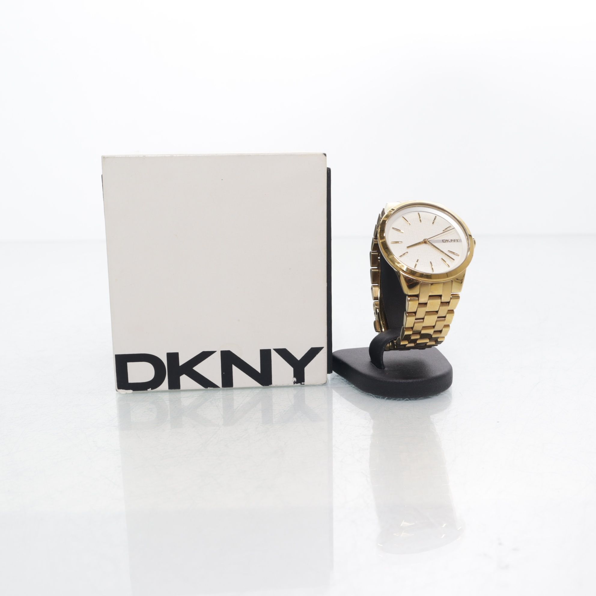 DKNY