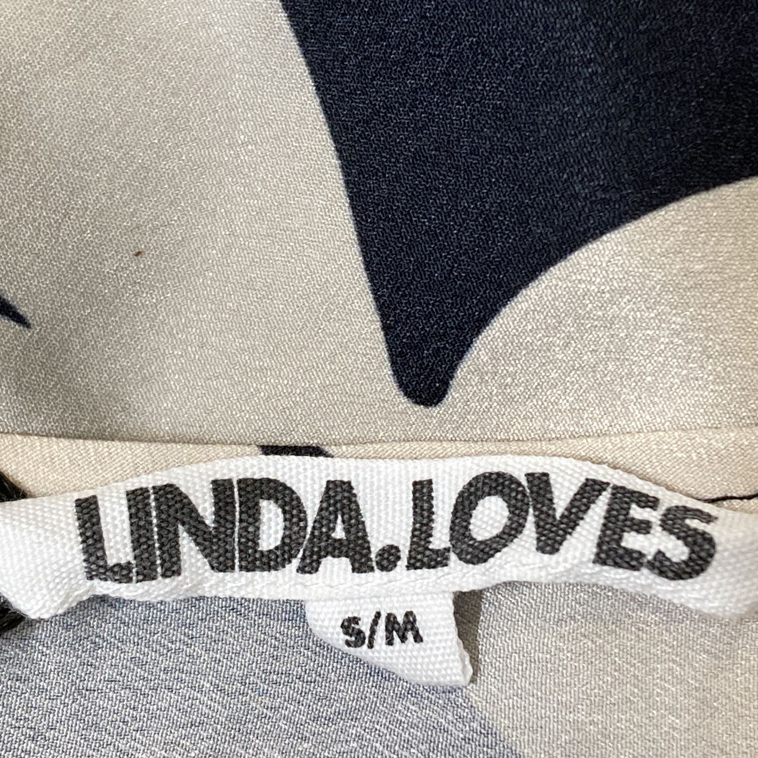 Linda Loves