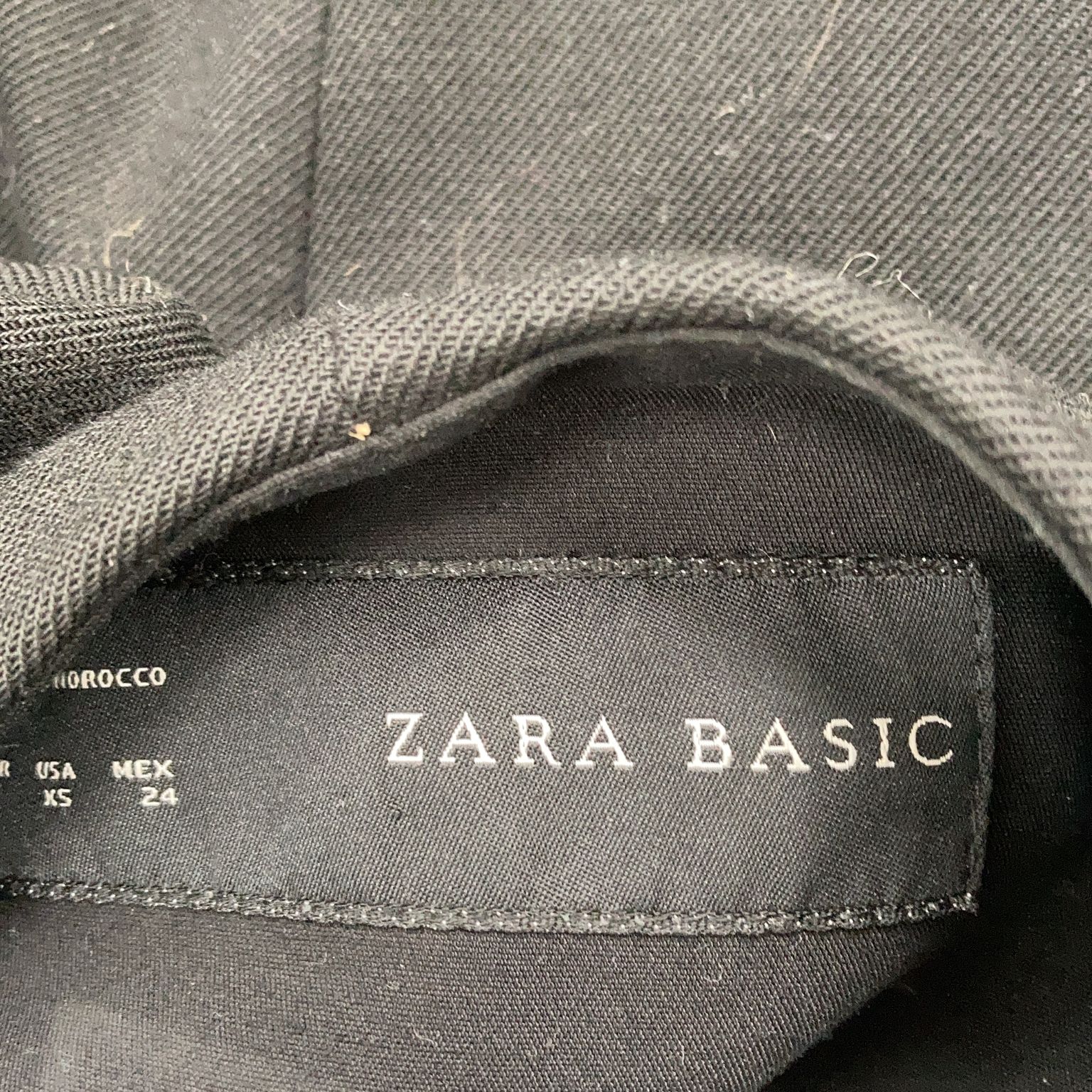 Zara Basic