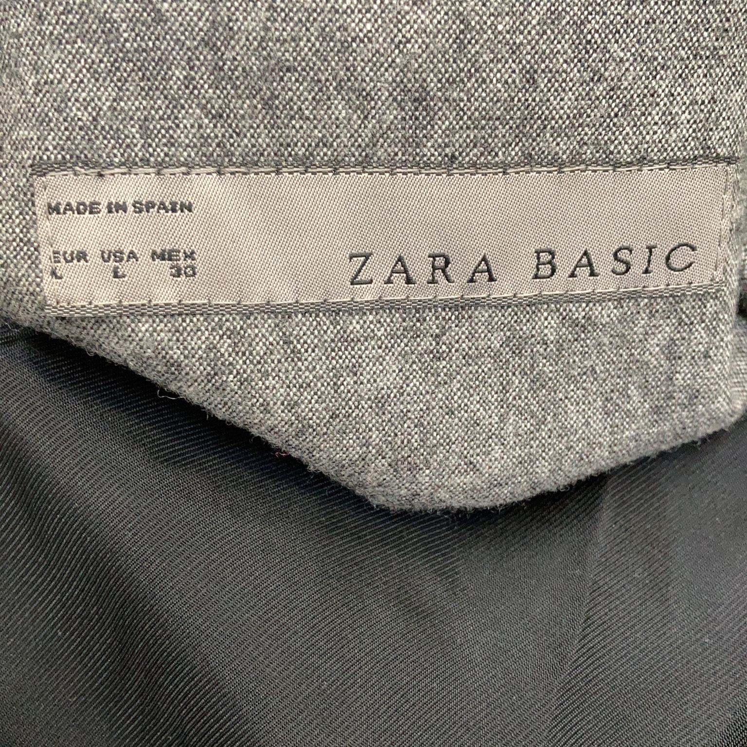 Zara Basic