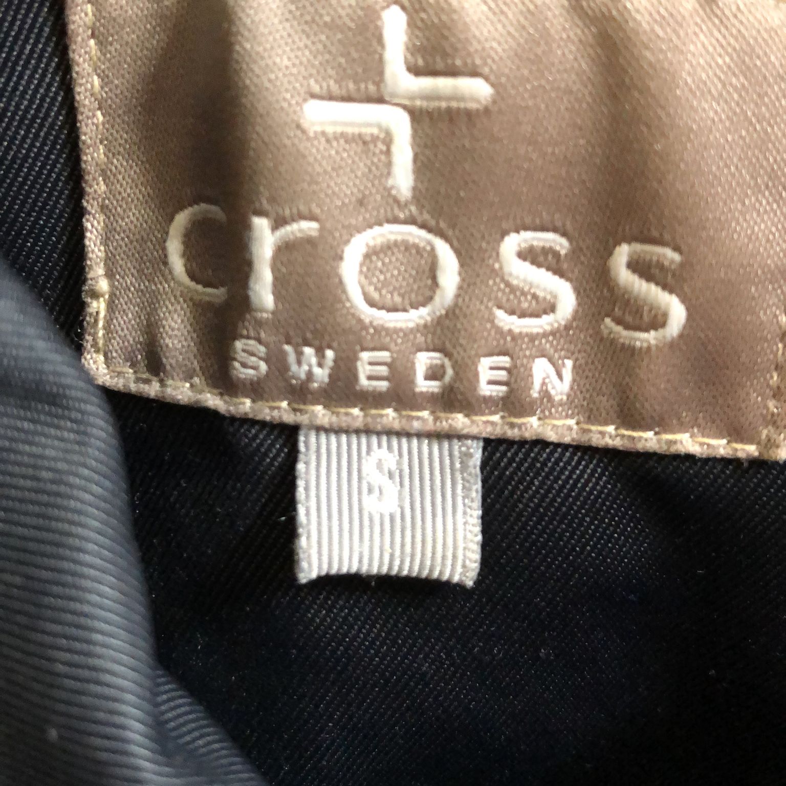 Cross