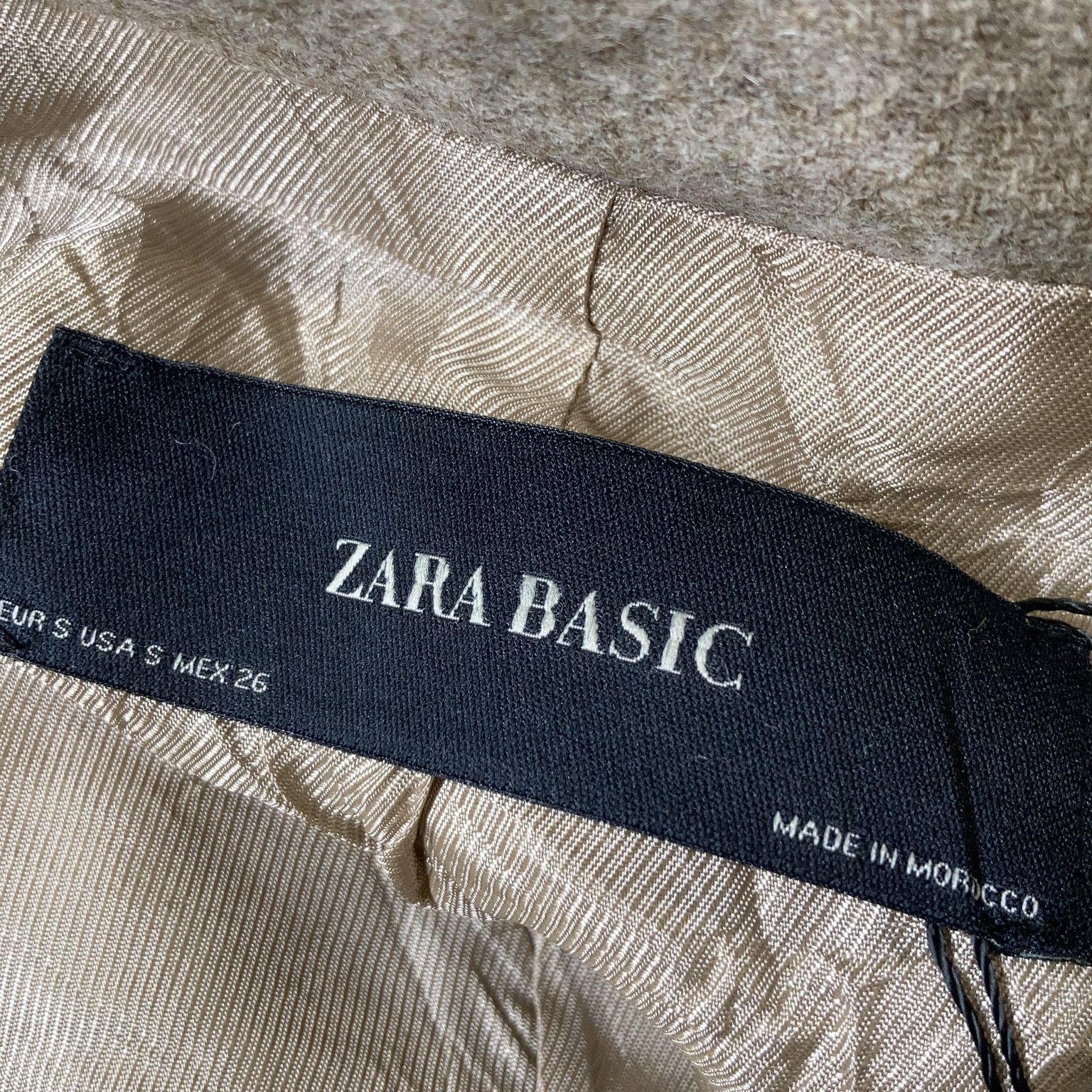 Zara Basic