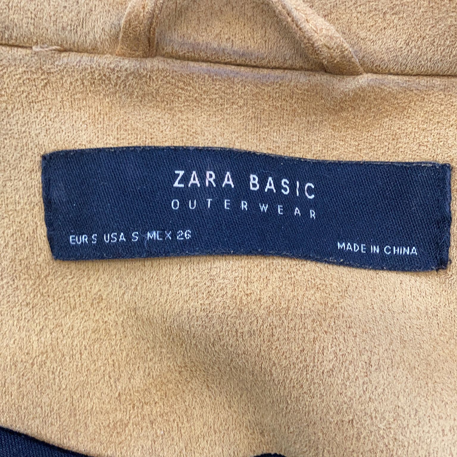 Zara Basic