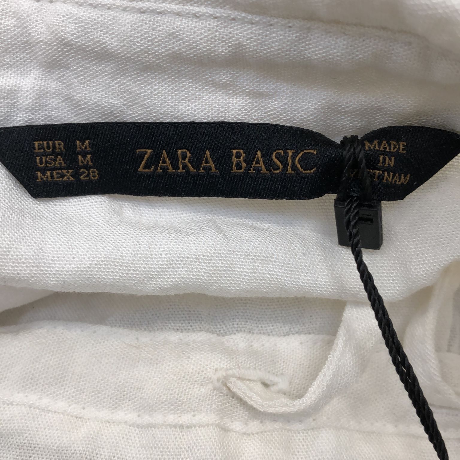 Zara Basic