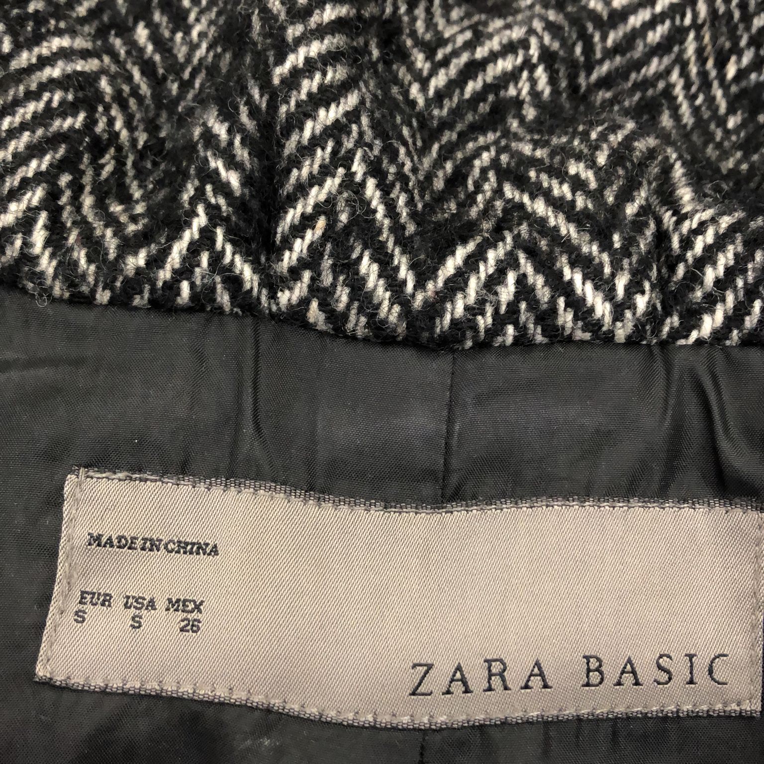 Zara Basic