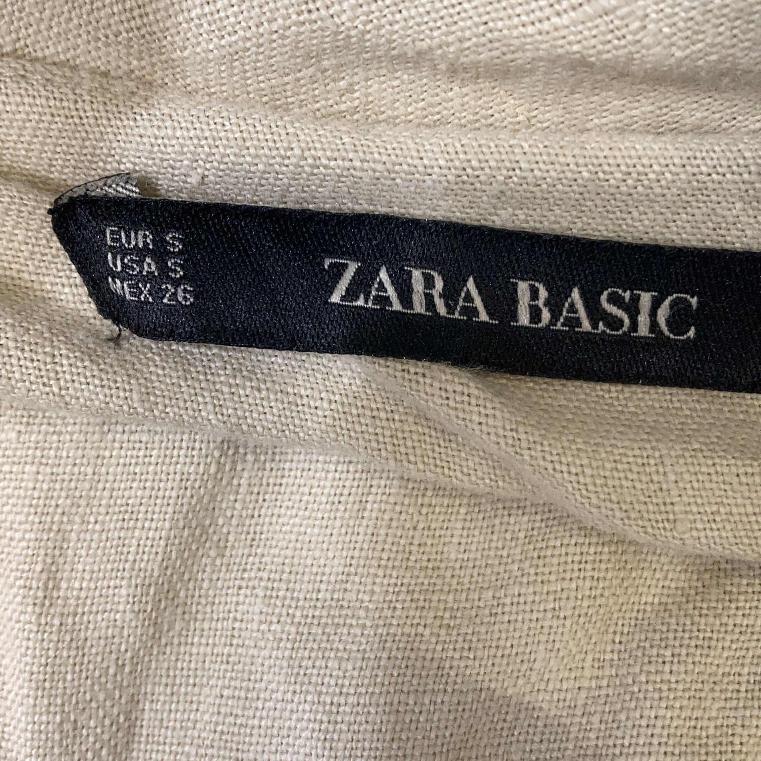 Zara Basic