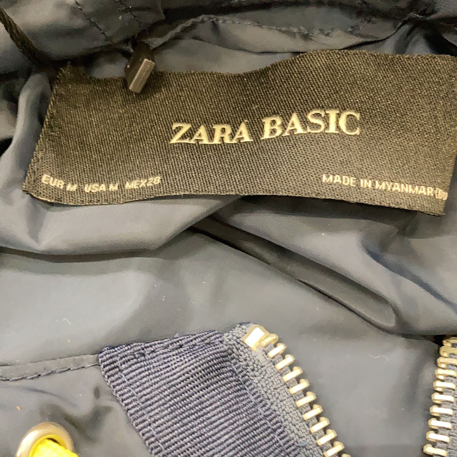 Zara Basic