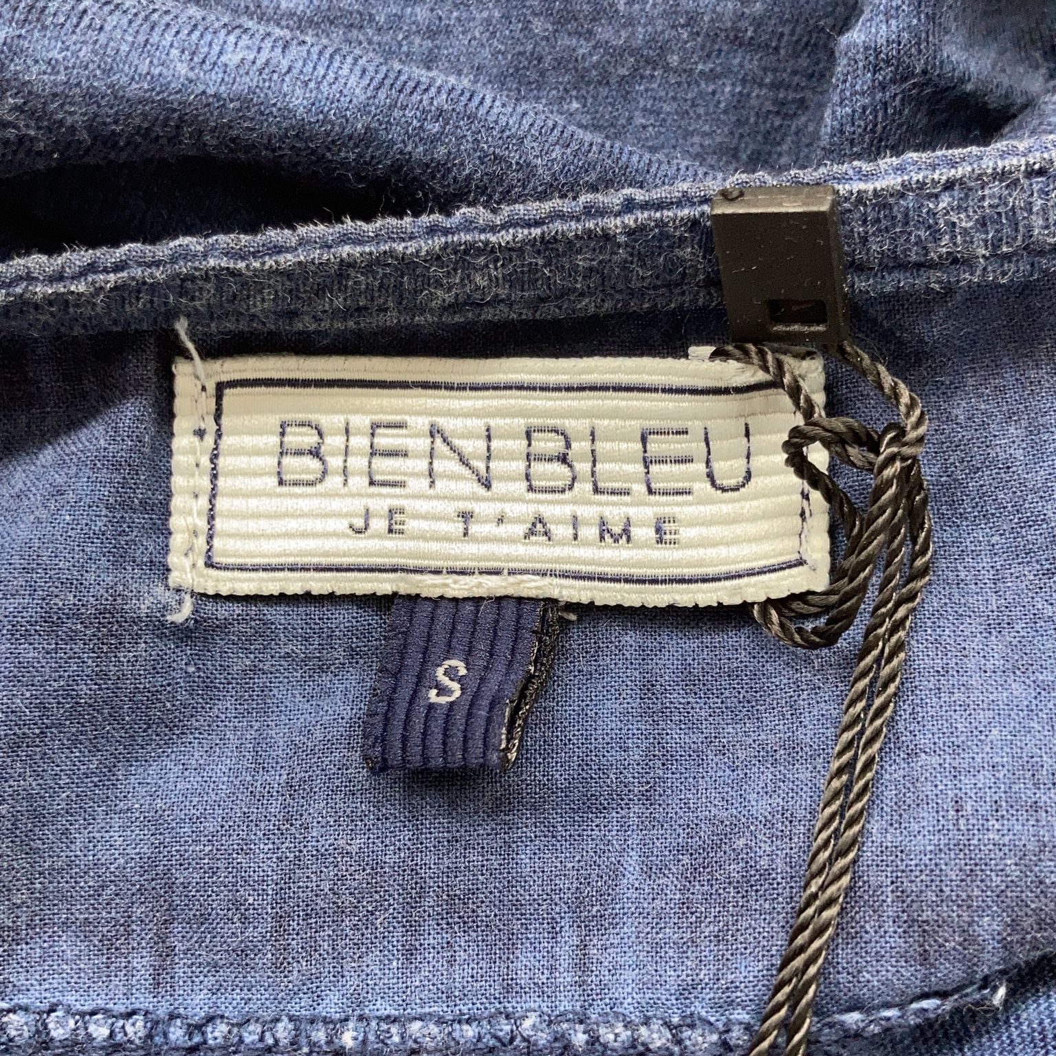 Bien Bleu