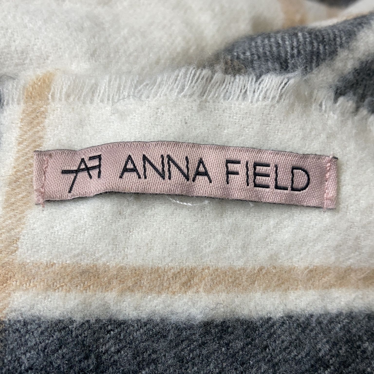 Anna Field