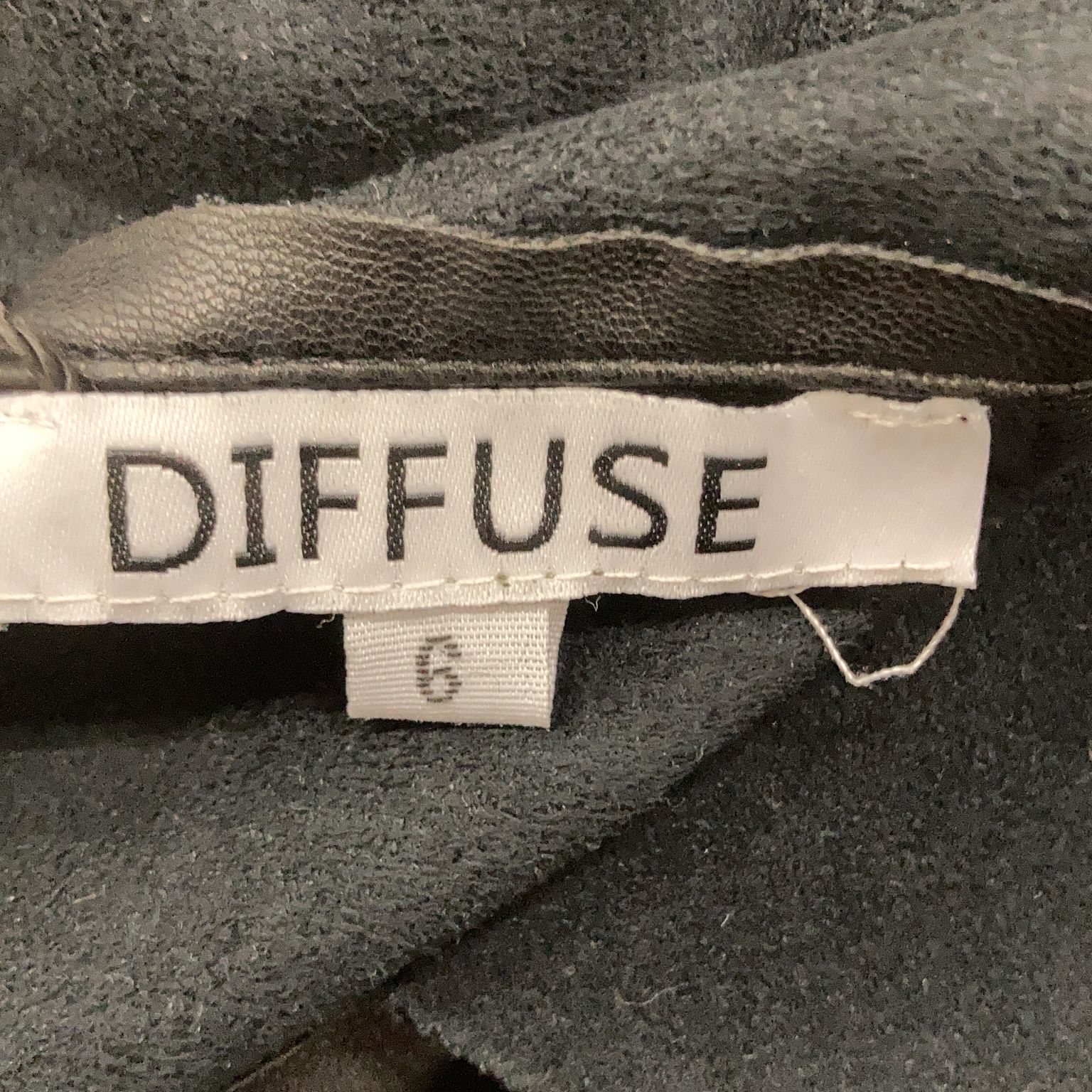 Diffuse