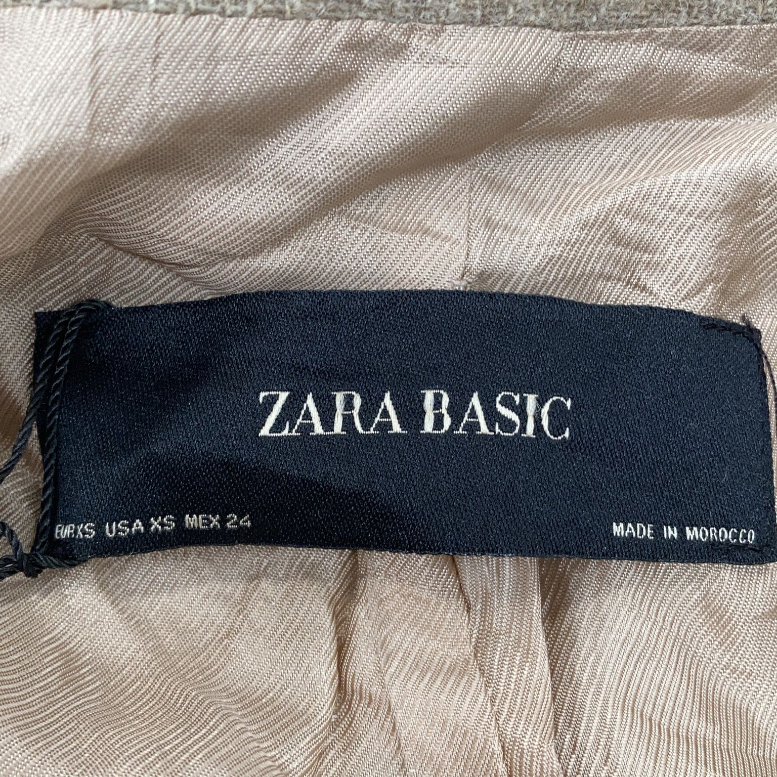 Zara Basic