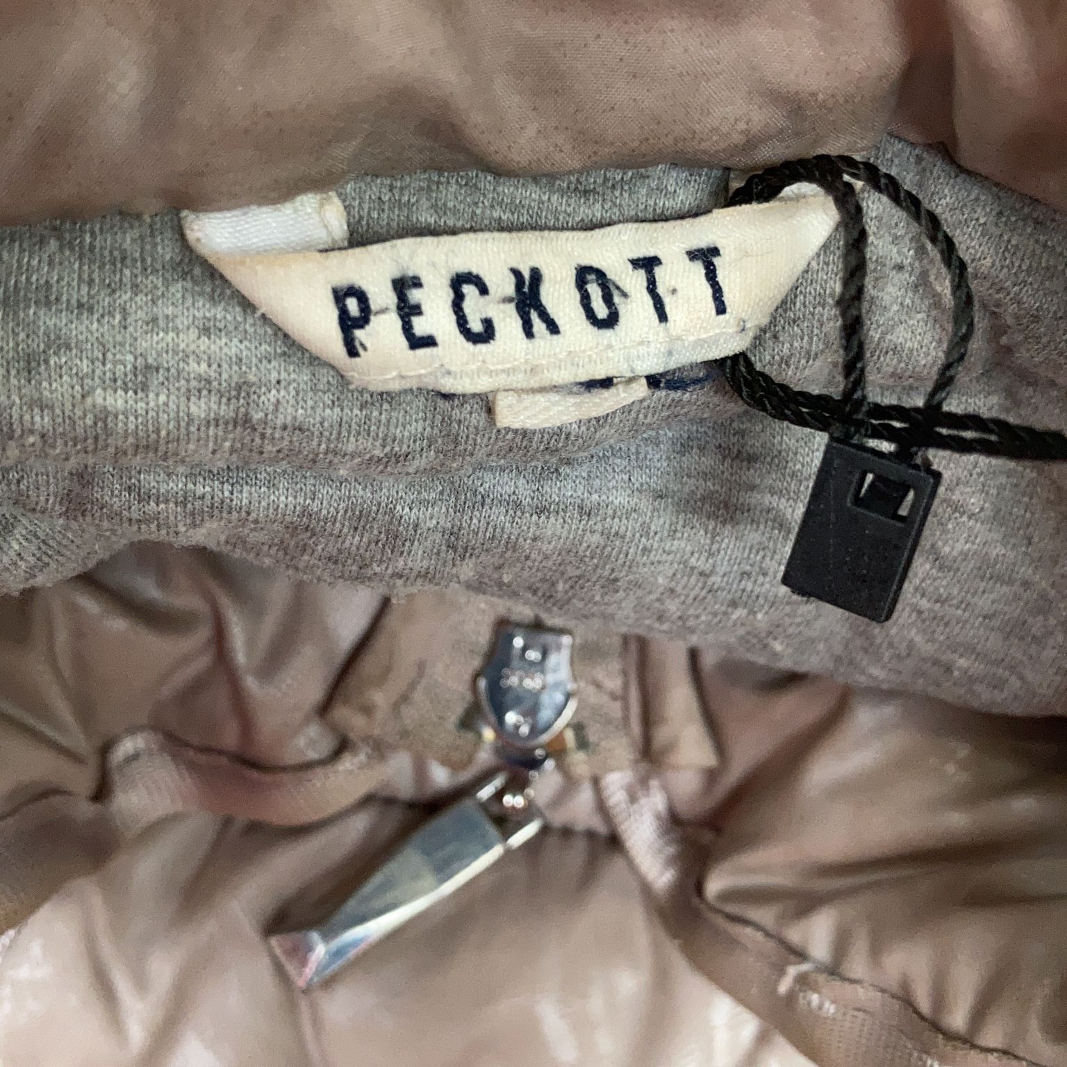 Peckott