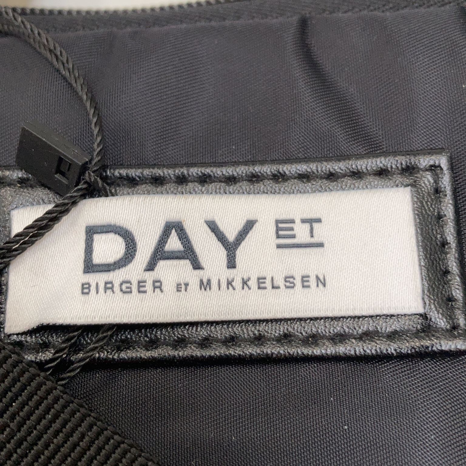 DAY Birger et Mikkelsen