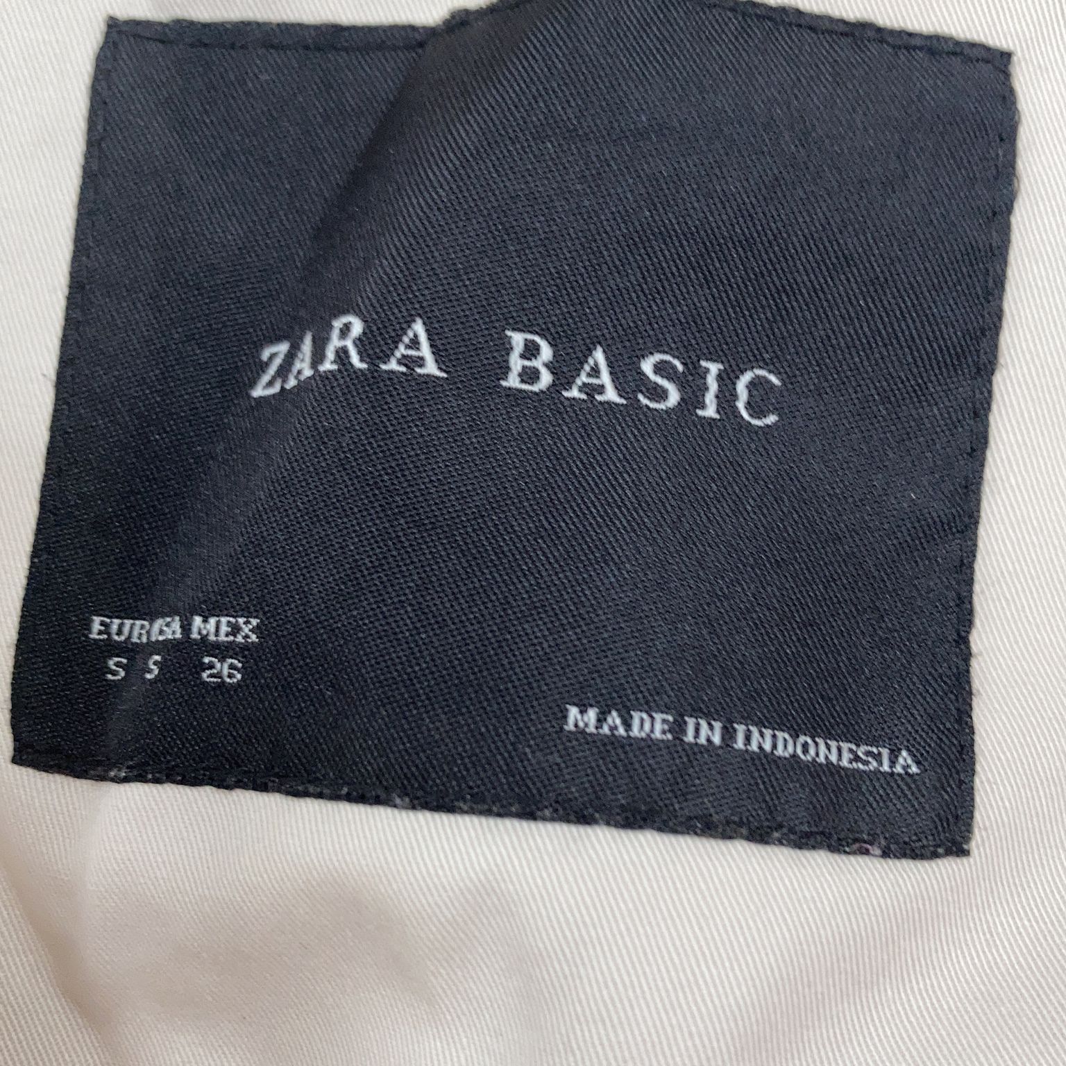 Zara Basic